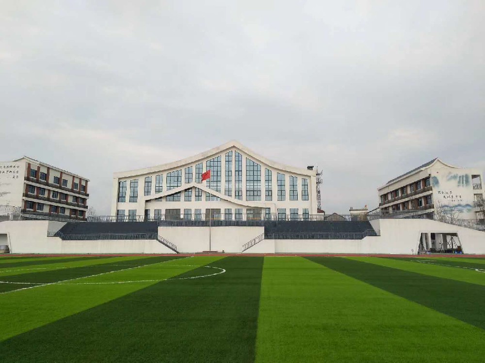 江西省鷹潭市第五中學